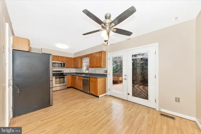 $409,900 | 10641 Old Barn Court, New Market, MD 21774