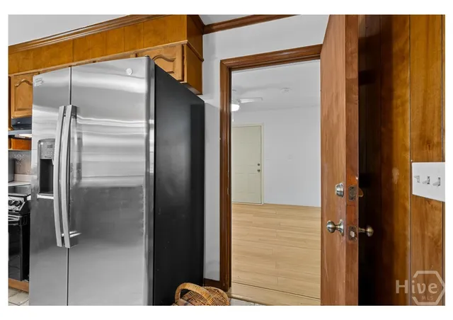 $384,500 | 6 Prince Charles Court, Savannah, GA 31406