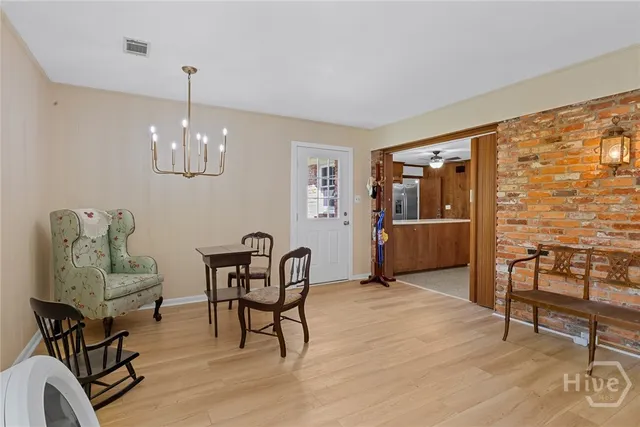 $384,500 | 6 Prince Charles Court, Savannah, GA 31406