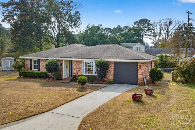 $384,500 | 6 Prince Charles Court, Savannah, GA 31406