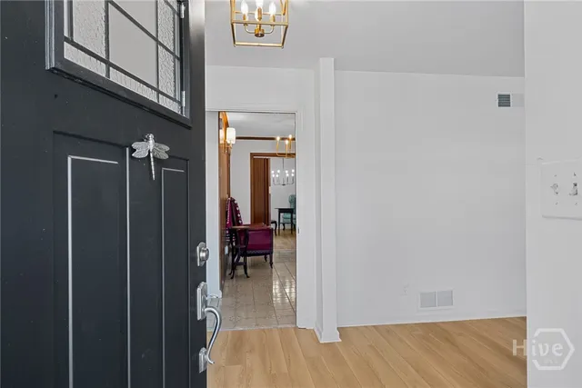 $384,500 | 6 Prince Charles Court, Savannah, GA 31406