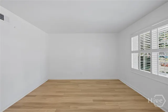 $384,500 | 6 Prince Charles Court, Savannah, GA 31406