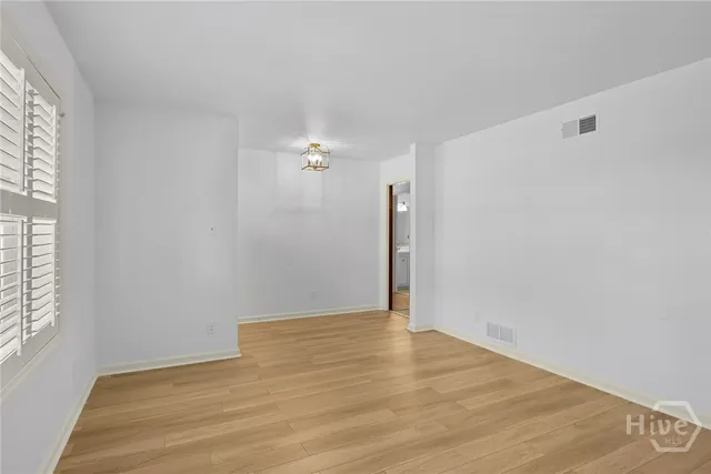 $384,500 | 6 Prince Charles Court, Savannah, GA 31406