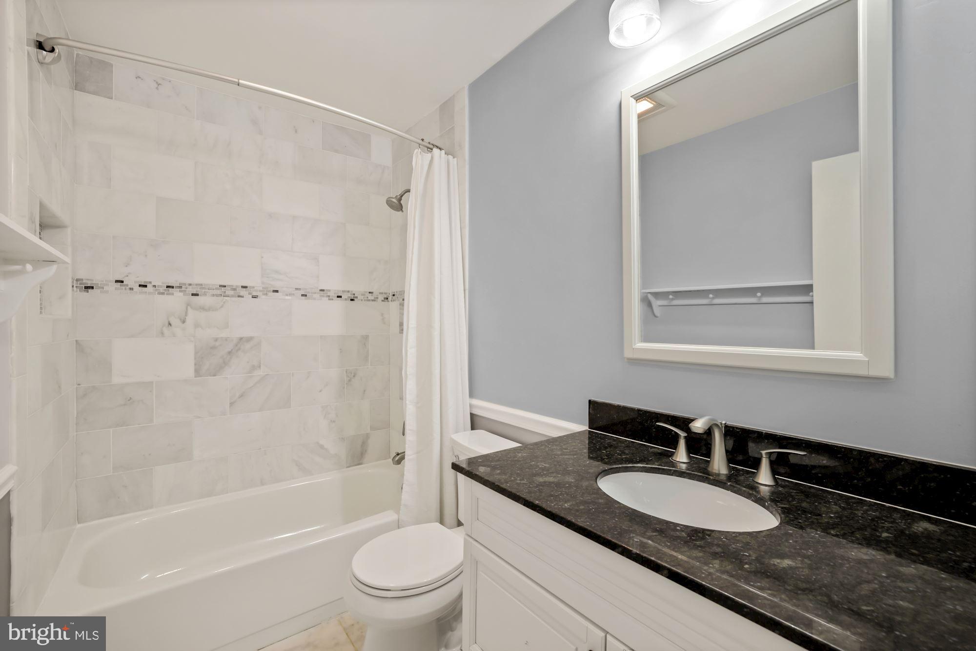 2158 Glencourse Lane Reston, VA 20191 - Photo 19 of 31 Upstairs full bath