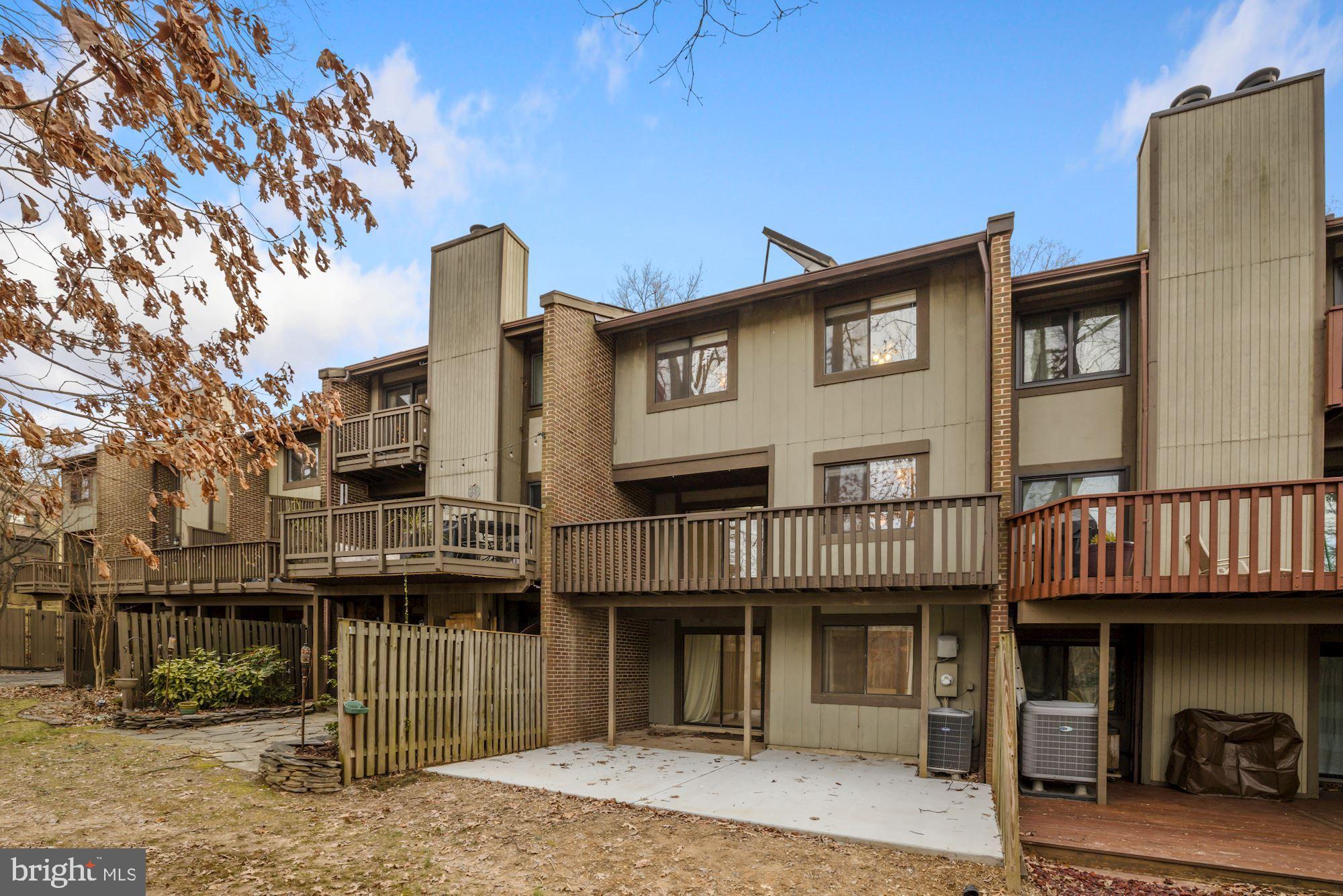 2158 Glencourse Lane Reston, VA 20191 - Photo 24 of 31 Rear of home