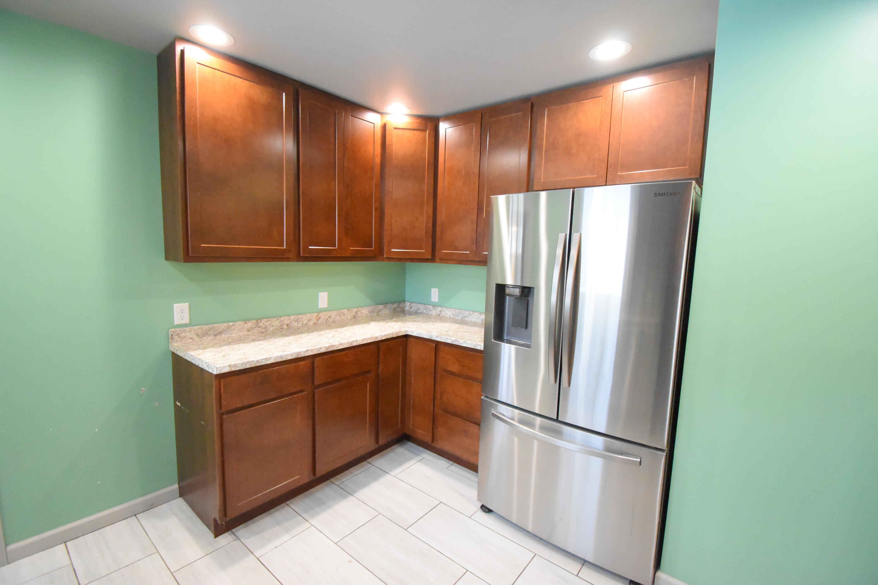 225 West Grace Street Rensselaer, IN 47978 - Photo 13 of 38 3000x2000