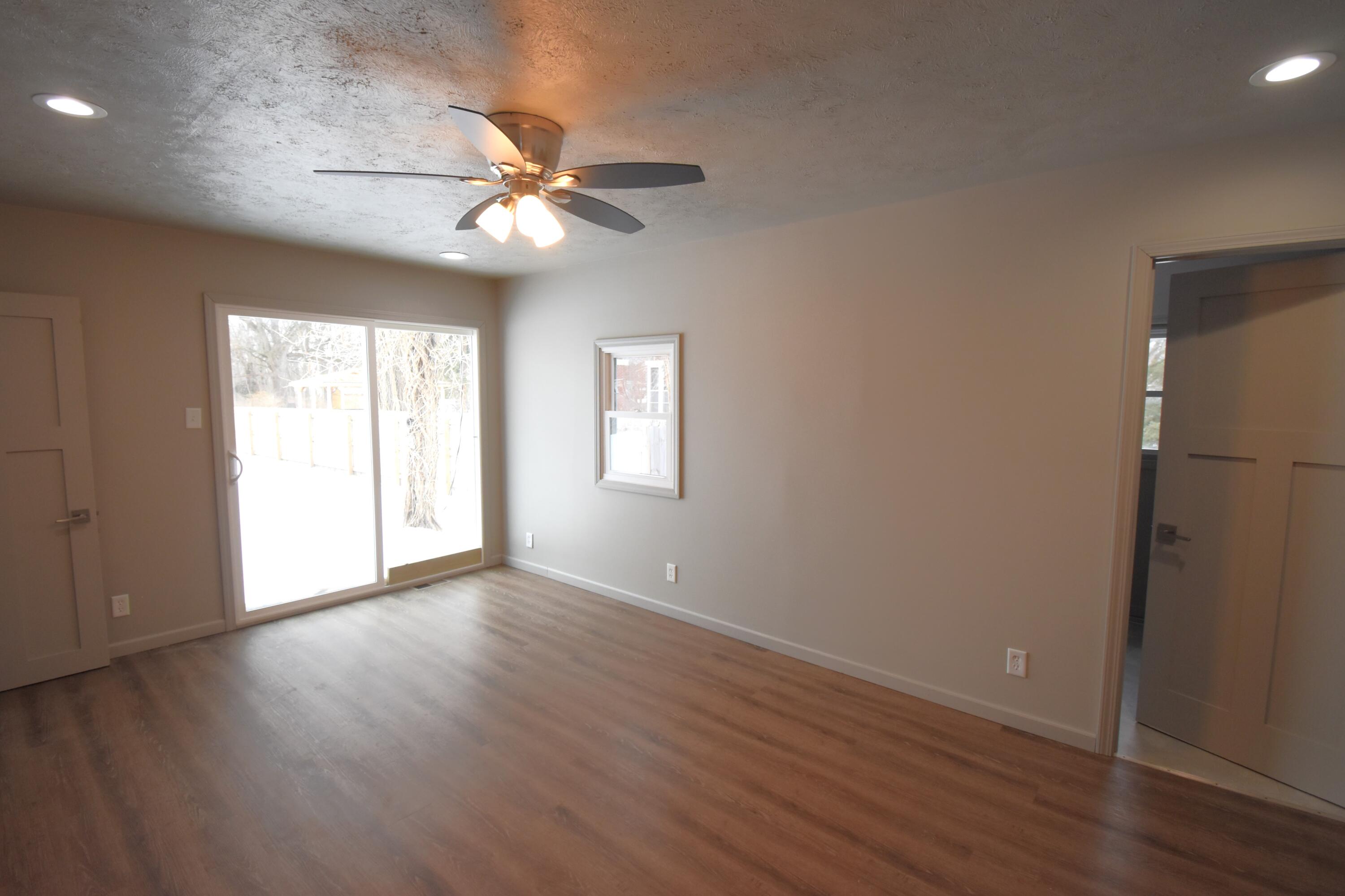 225 West Grace Street Rensselaer, IN 47978 - Photo 15 of 38 3000x1999