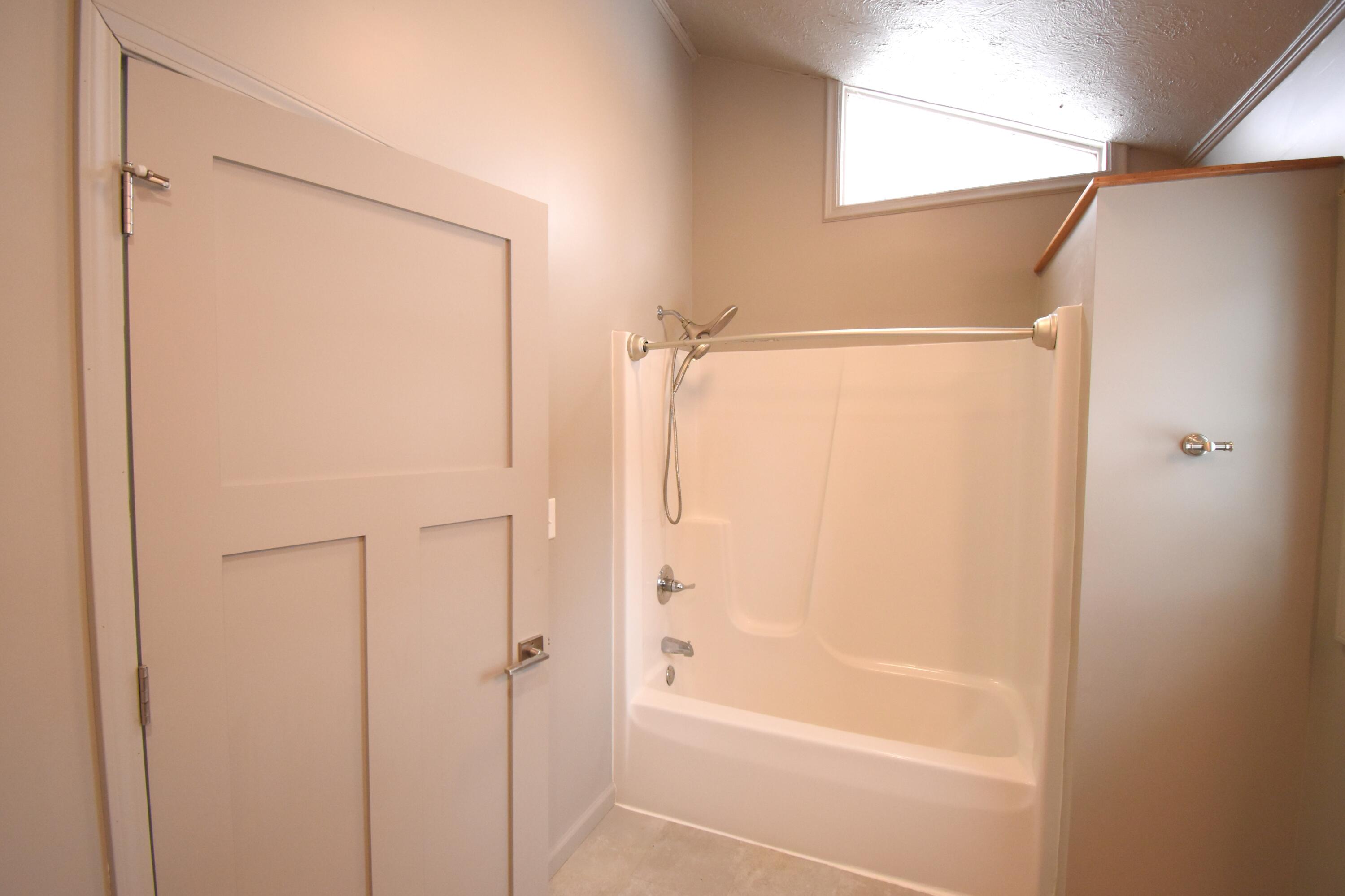 225 West Grace Street Rensselaer, IN 47978 - Photo 18 of 38 2999x1999