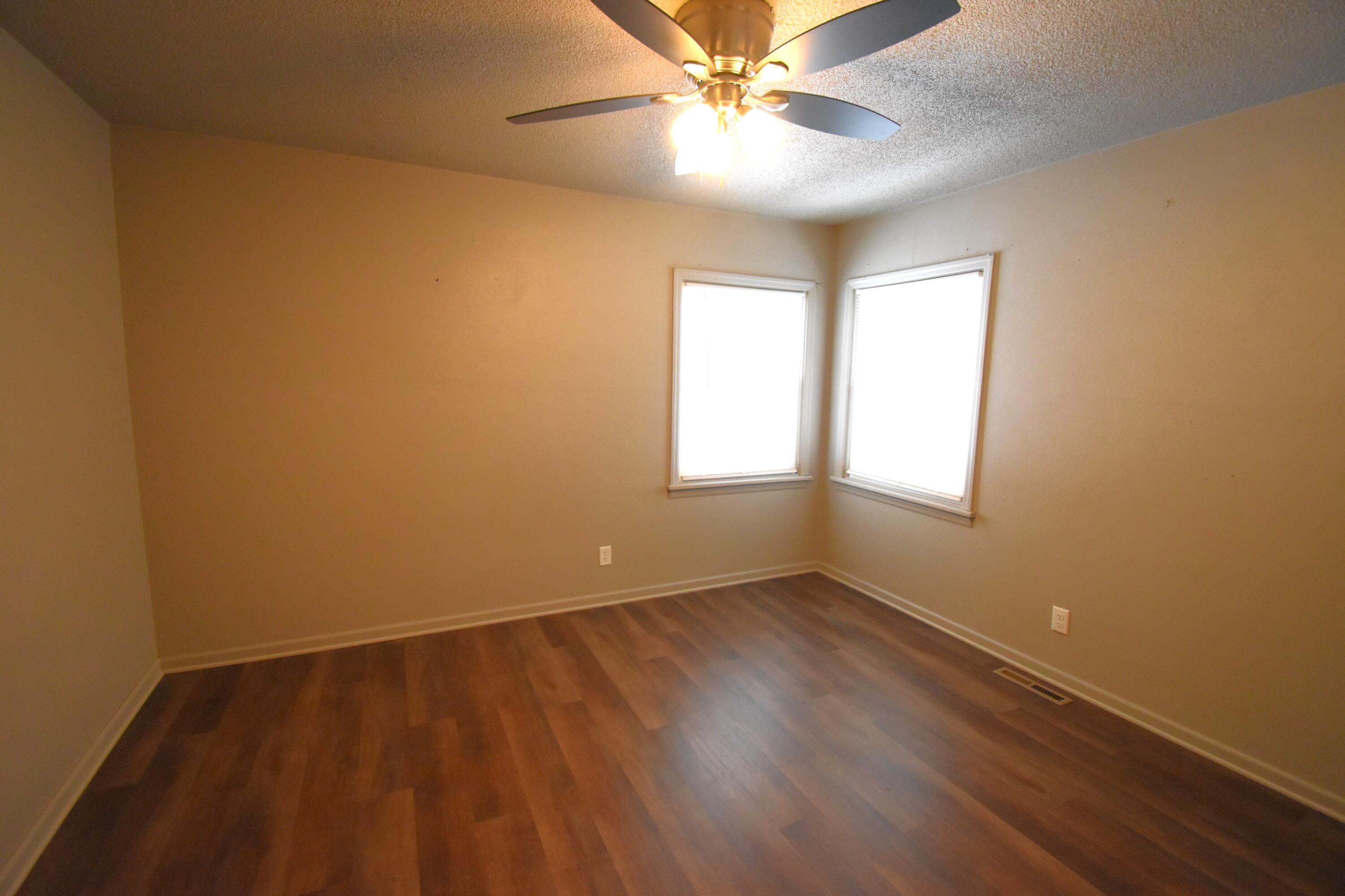 225 West Grace Street Rensselaer, IN 47978 - Photo 23 of 38 3000x2000