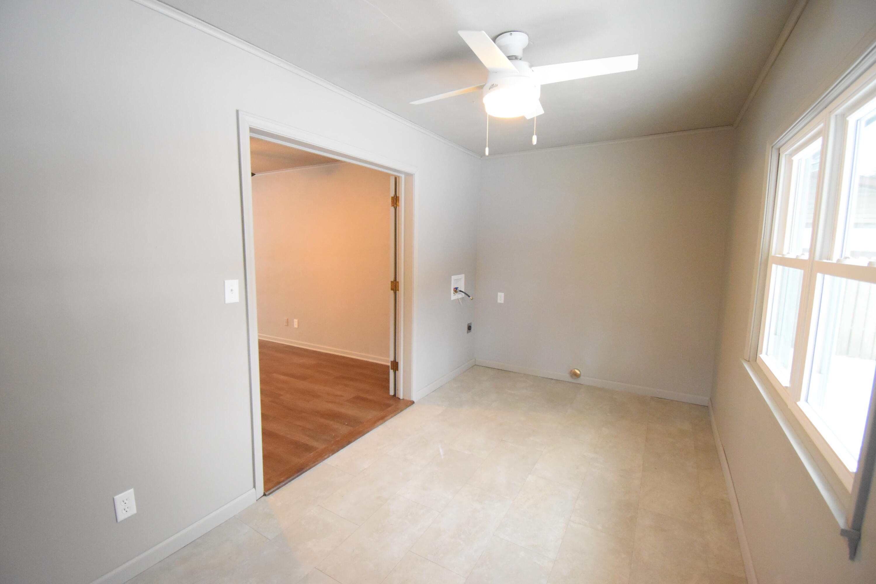 225 West Grace Street Rensselaer, IN 47978 - Photo 26 of 38 3000x2000