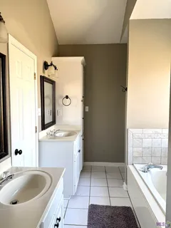 $275,000 | 18345 Lake Myrtle Drive, Baton Rouge, LA 70817