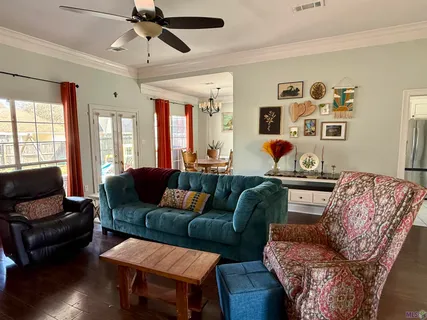 $275,000 | 18345 Lake Myrtle Drive, Baton Rouge, LA 70817