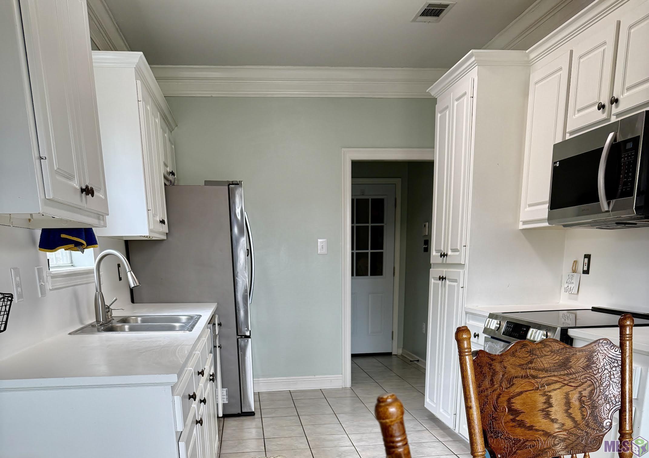 18345 Lake Myrtle Drive Baton Rouge, LA 70817 - Photo 5 of 15