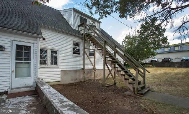 $299,000 | 100 West Broad Street, Elizabethville, PA 17023