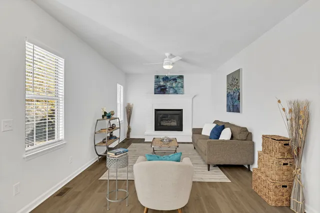 $479,995 | 620 Winners Cir Place, Thompson's Station, TN 37179