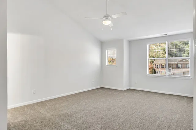 $479,995 | 620 Winners Cir Place, Thompson's Station, TN 37179