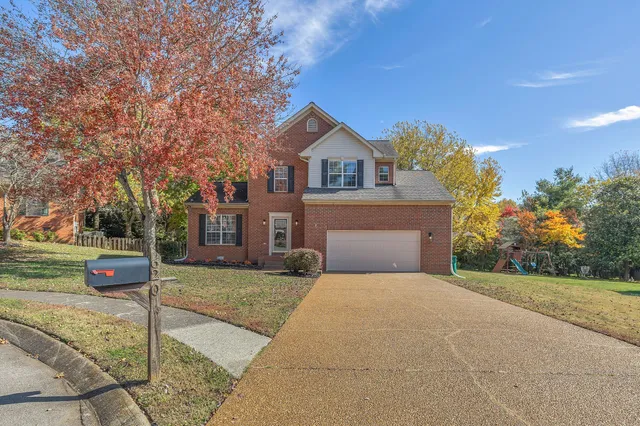 $479,995 | 620 Winners Cir Place, Thompson's Station, TN 37179