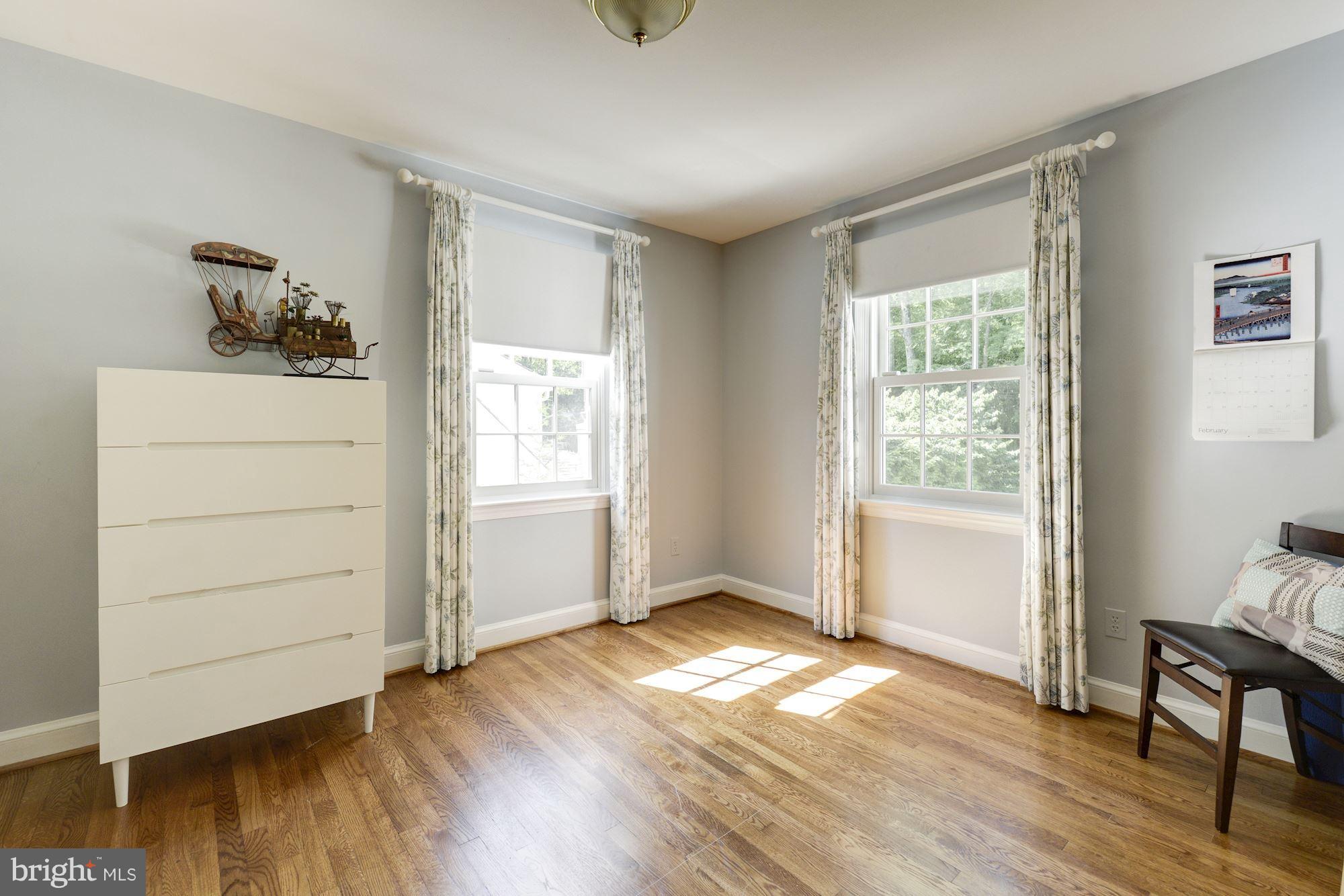 8221 Burning Tree Road Bethesda, MD 20817 - Photo 16 of 30 Interior (General)