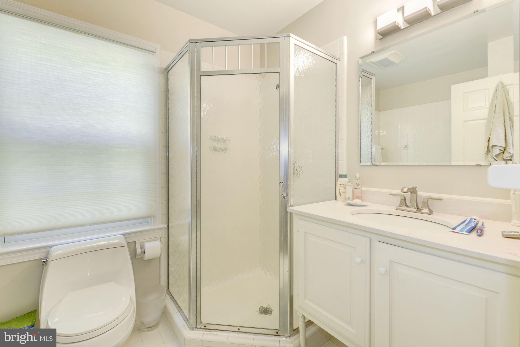 8221 Burning Tree Road Bethesda, MD 20817 - Photo 19 of 30 Bath (Master) tub area not shown