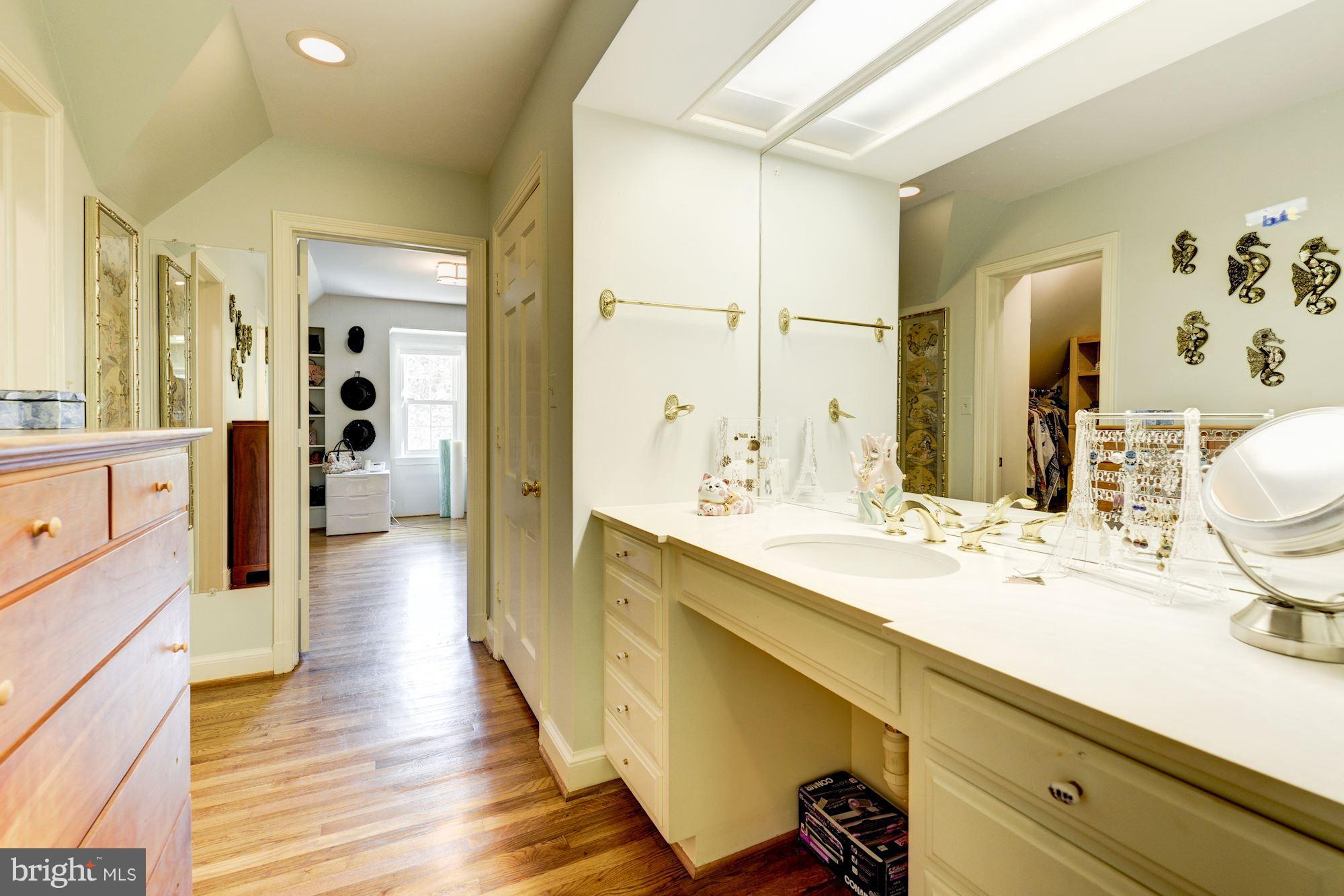 8221 Burning Tree Road Bethesda, MD 20817 - Photo 20 of 30 Master BR dressing area