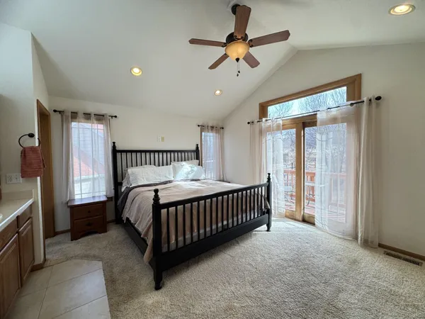 $679,000 | 2 Dale Drive, Lander, WY 82520