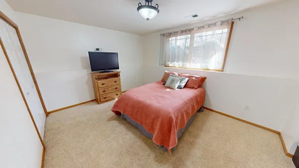 $679,000 | 2 Dale Drive, Lander, WY 82520