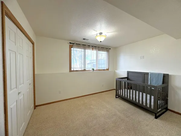 $679,000 | 2 Dale Drive, Lander, WY 82520