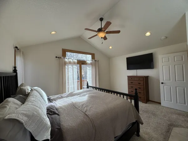 $679,000 | 2 Dale Drive, Lander, WY 82520