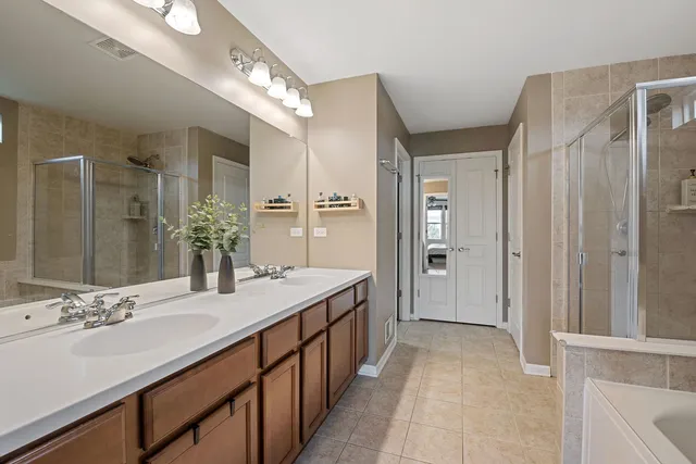 $4,000 | 4319 Silver Bell Court, Naperville, IL 60564