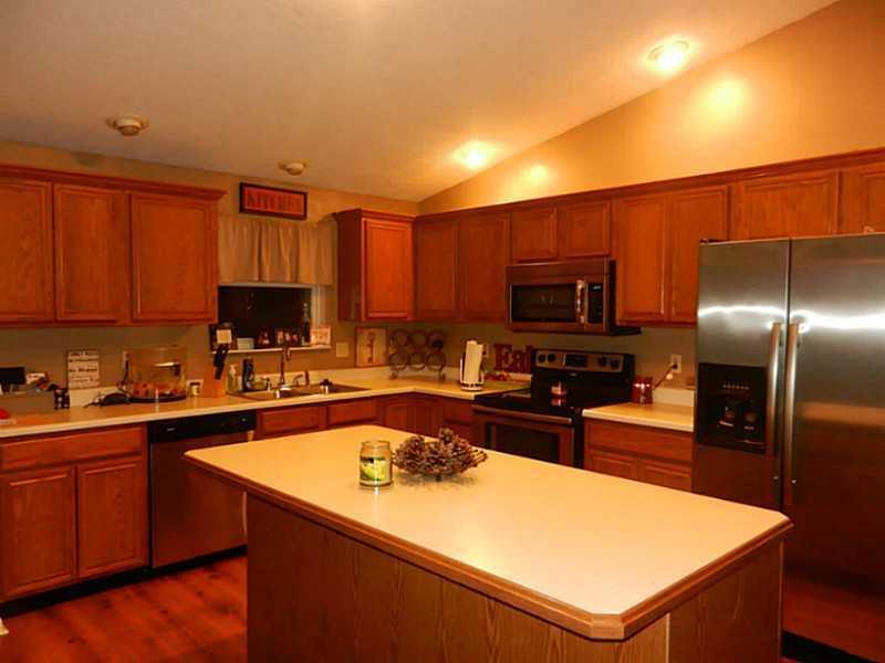 4327 Midfield Street Springfield, OH 45503 - Photo 7 of 14 Gallery Image 7