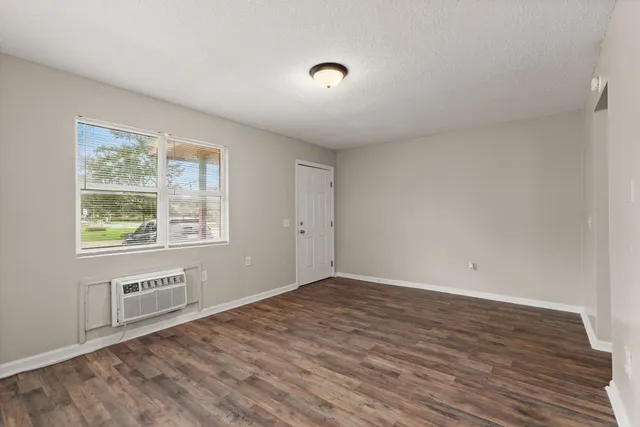 $424,900 | 1820 Iris Street, North Charleston, SC 29405