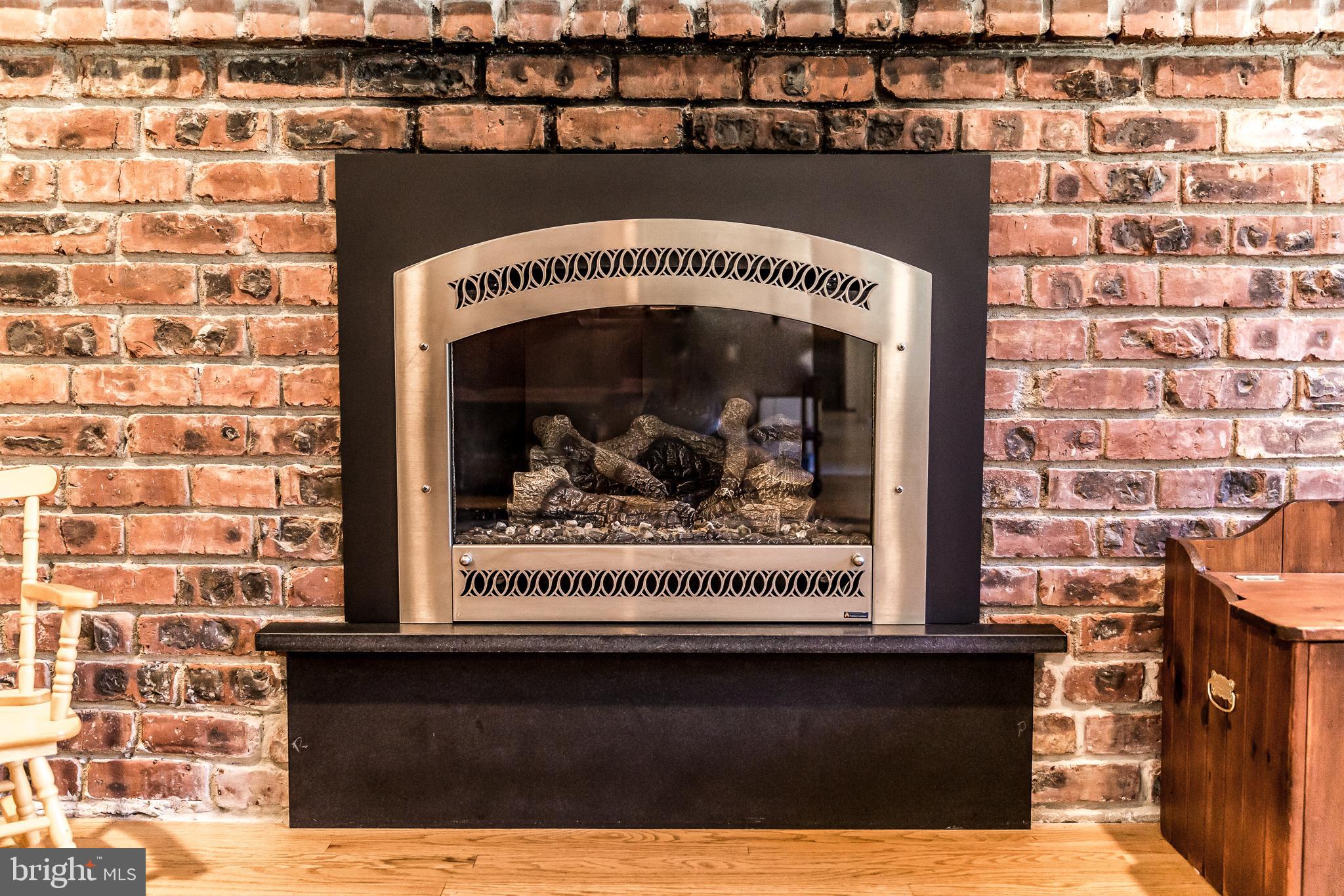 513 Highgate Road Eagleville, PA 19403 - Photo 14 of 34 Gas Fireplace