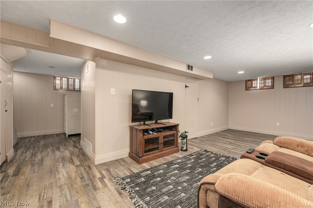 4369 Tiedeman Road Cleveland, OH 44144 - Photo 20 of 35 Gallery Image 20