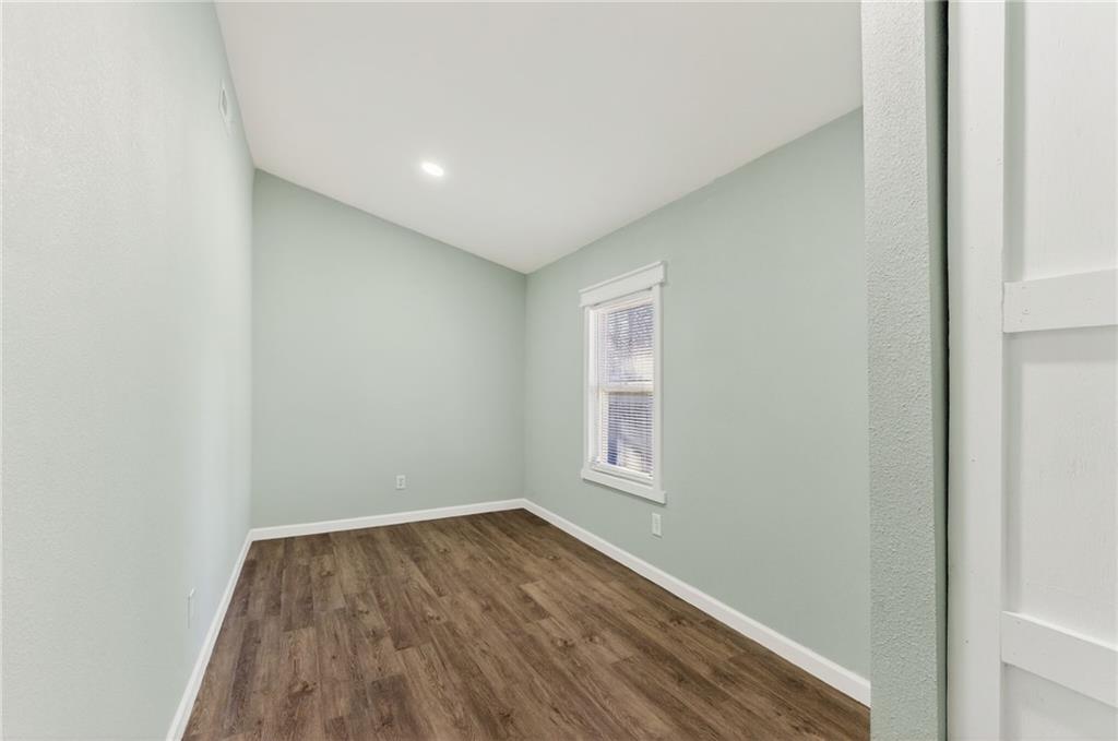 1402 Southwest Jefferson Street Lee's Summit, MO 64081 - Photo 21 of 32