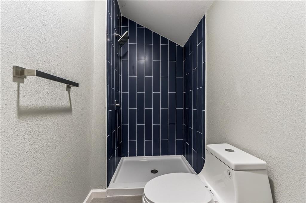 1402 Southwest Jefferson Street Lee's Summit, MO 64081 - Photo 27 of 32