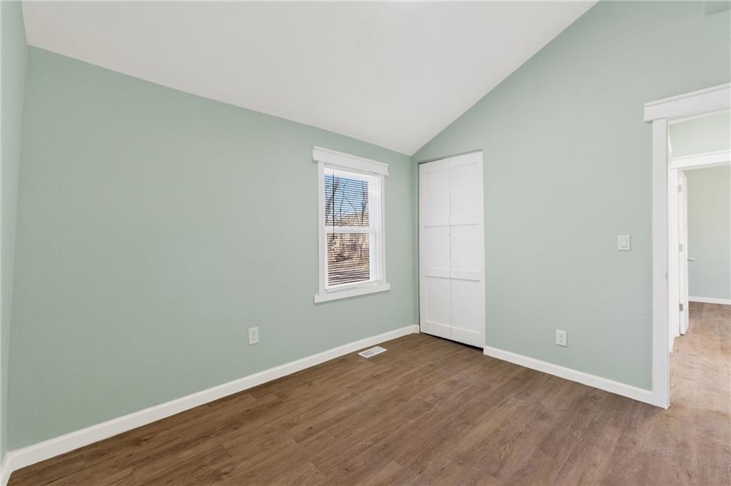 1402 Southwest Jefferson Street Lee's Summit, MO 64081 - Photo 29 of 32