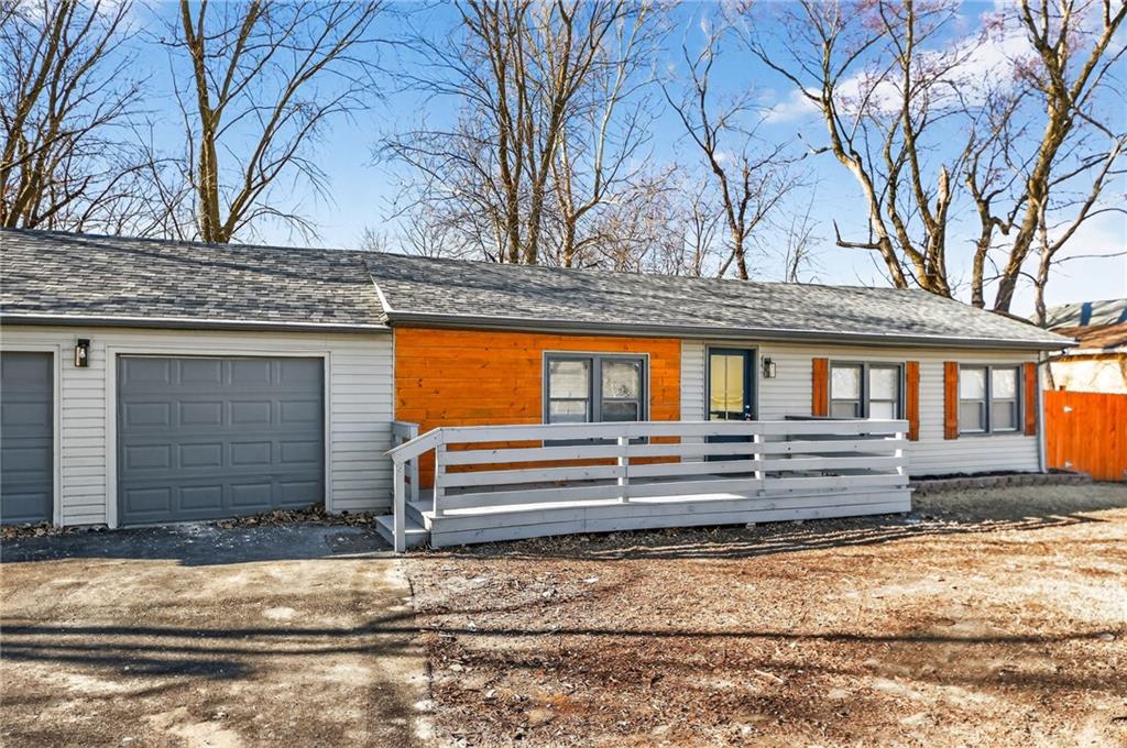 1402 Southwest Jefferson Street Lee's Summit, MO 64081 - Photo 3 of 32