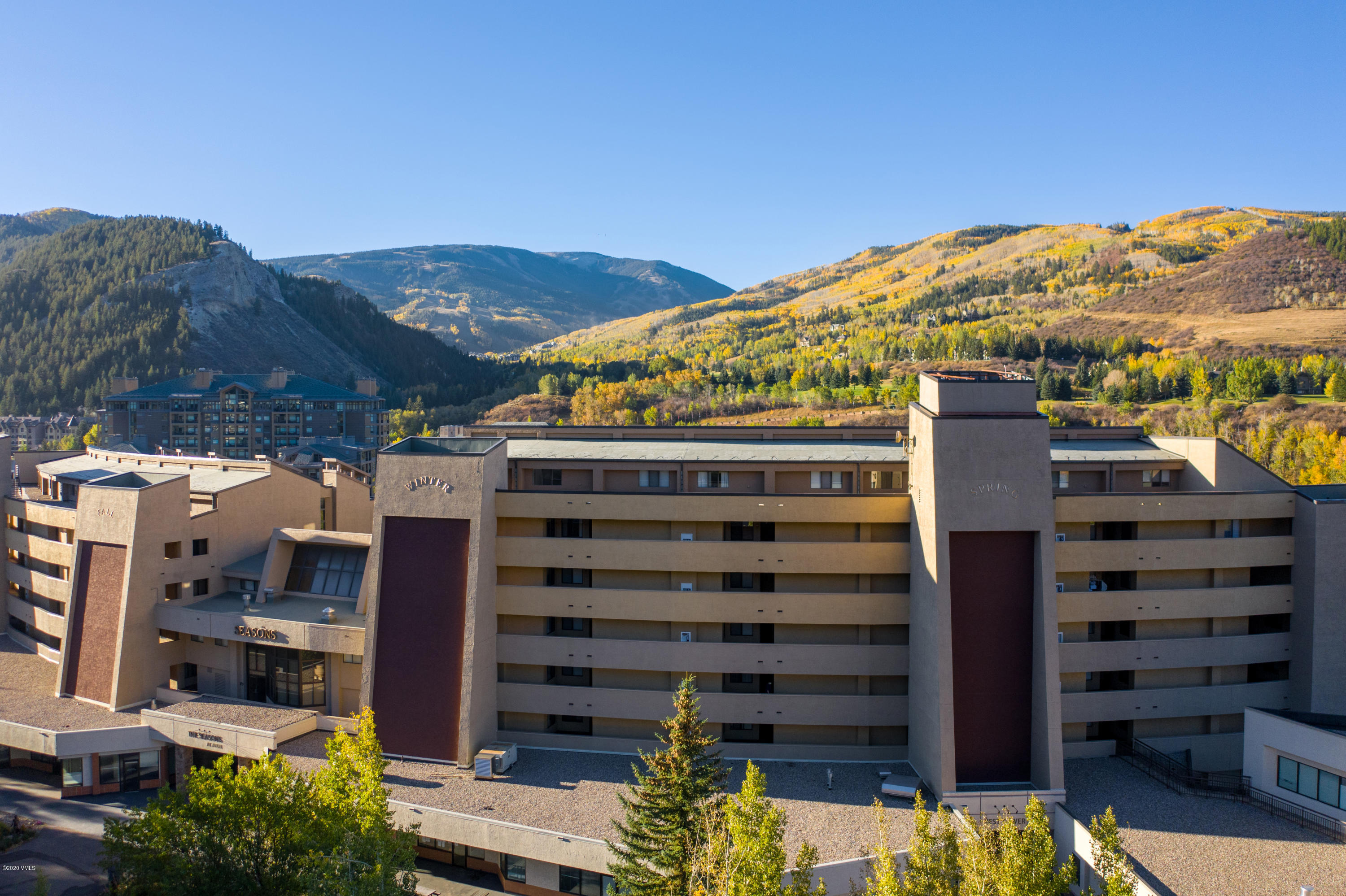 137 Benchmark Road, Unit 520 Avon, CO 81620 - Photo 4 of 22 a view of a house with a mountain