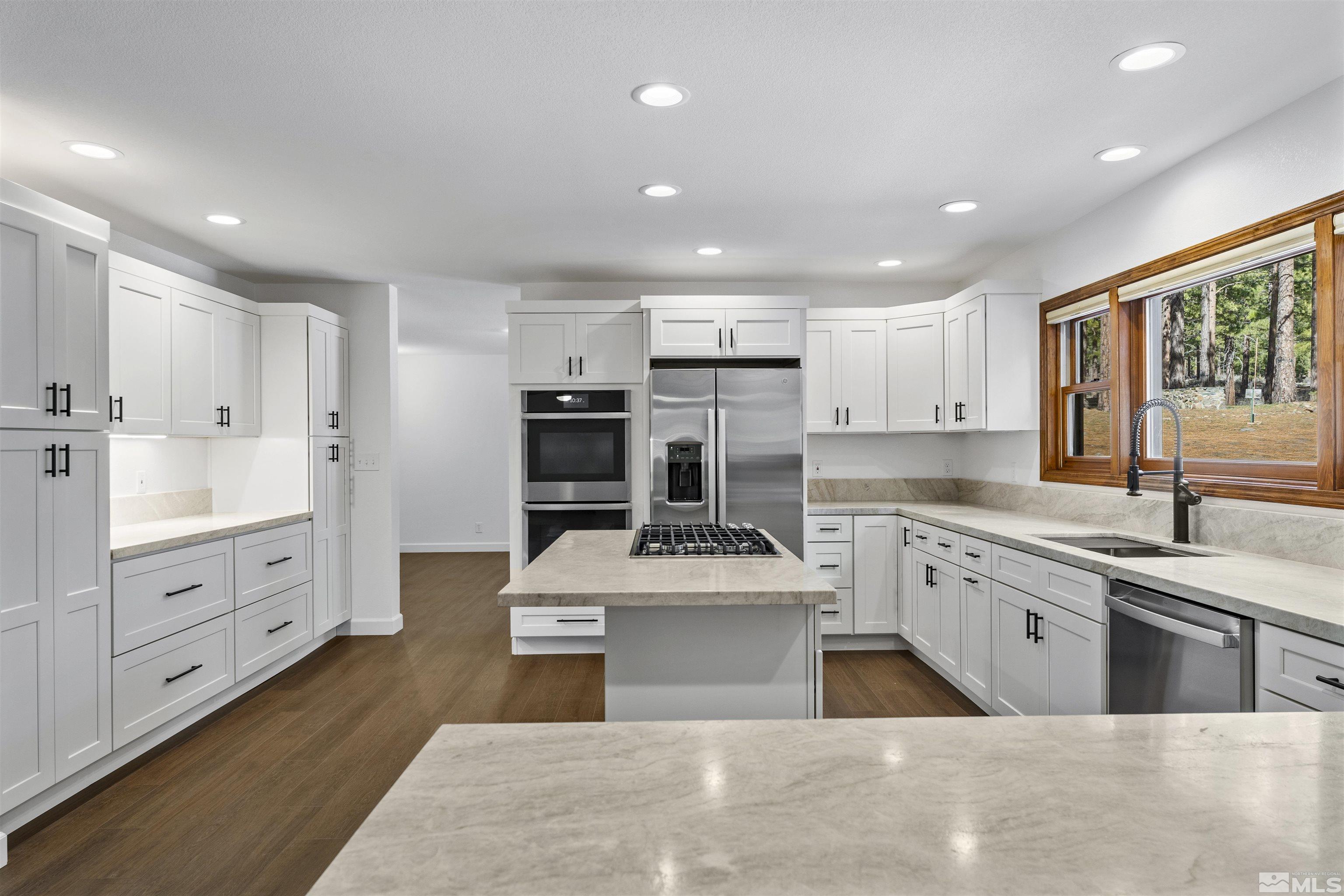 855 Joy Lake Road Reno, NV 89511 - Photo 11 of 40 Photo 11