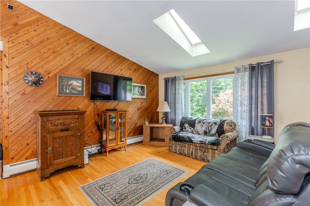 54 Colvintown Road Coventry, RI 02816 - Photo 10 of 50