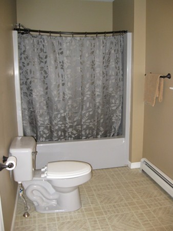 370 Middle Road Acushnet, MA 02743 - Photo 23 of 28 Gallery Image 23