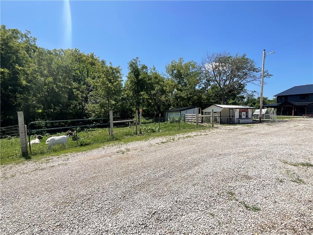 19383 Bottom View Road Lexington, MO 64067 - Photo 33 of 36
