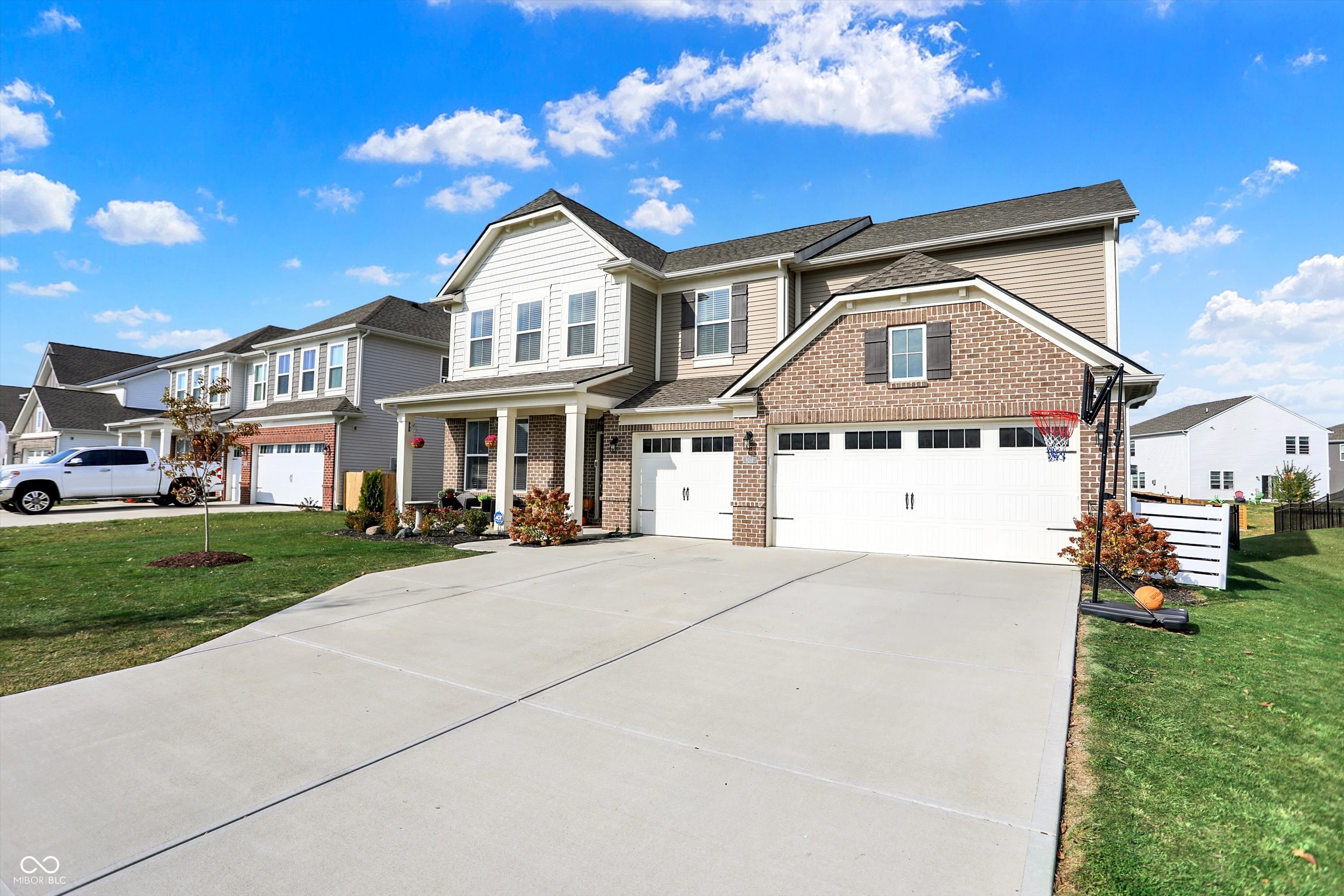 9218 Springbrook Drive Pendleton, IN 46064 - Photo 4 of 58