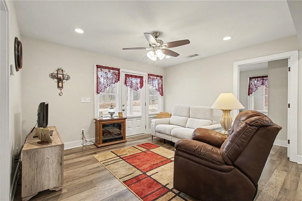 46 Mt Moriah Road Auburn, GA 30011 - Photo 6 of 31