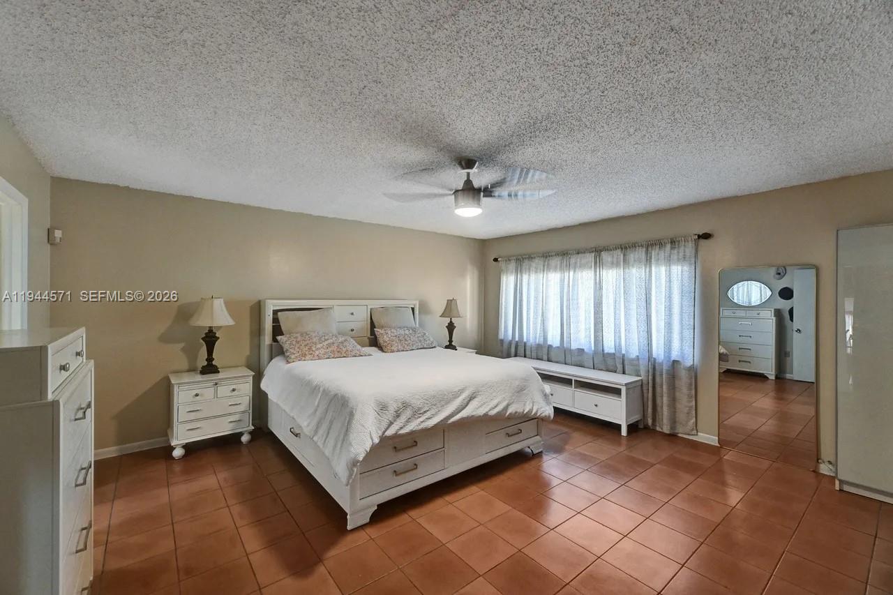 8690 Southwest 154th Cir Place, Unit 3D Miami, FL 33193 - Photo 9 of 17