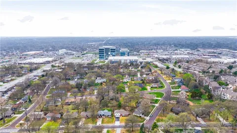 $355,000 | 9350 Lamar Avenue, Overland Park, KS 66207