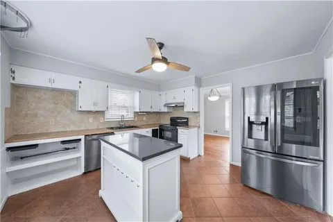 $355,000 | 9350 Lamar Avenue, Overland Park, KS 66207