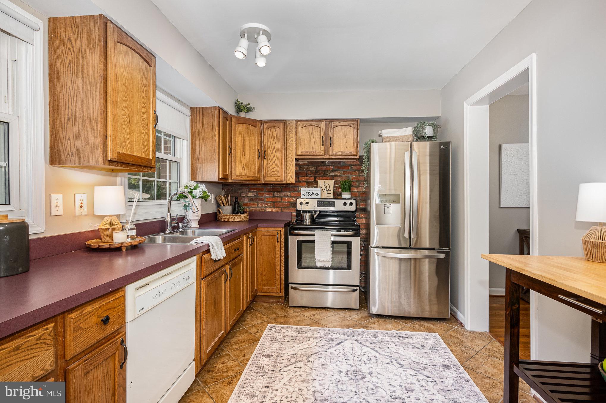 5917 Kingsford Road, Unit 366 Springfield, VA 22152 - Photo 8 of 51 Kitchen