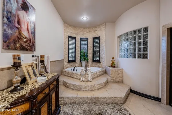 $1,499,999 | 4500 Honey Willow Way, El Paso, TX 79922