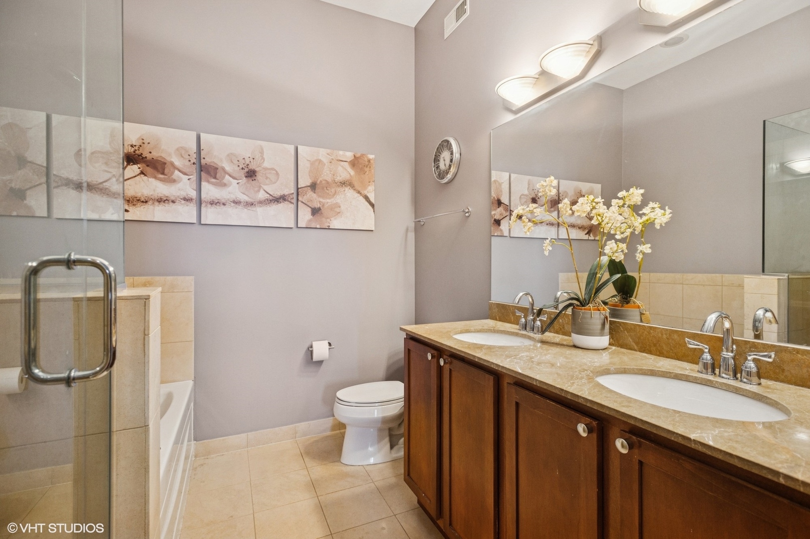 3021 West Armitage Avenue, Unit 404 Chicago, IL 60647 - Photo 13 of 22